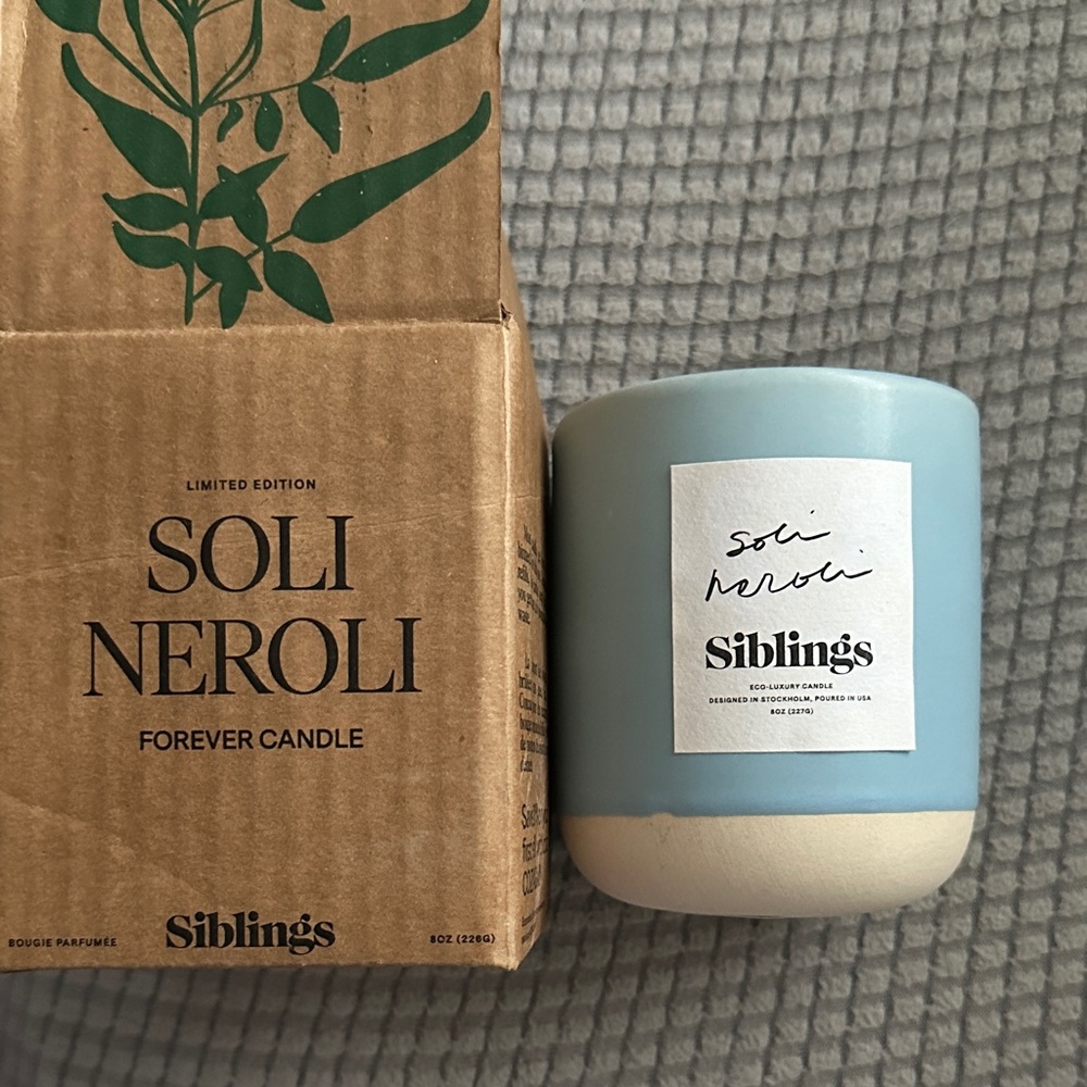 Soli Neroli Candle - Light Blue